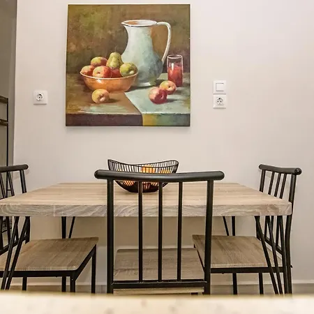 2! Διαμέρισμα *